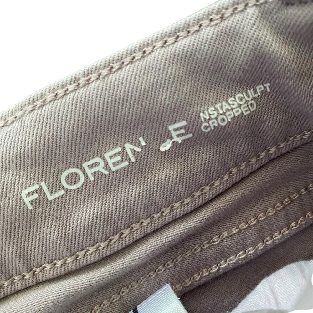 DL1961 Lavender Florence Instasculpt Cropped Jeans 24
